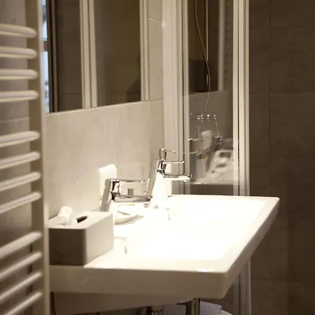 Arthotel Ana Fleur 호텔