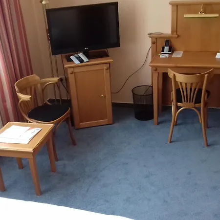 Arthotel Ana Fleur 3* פאדרבורן