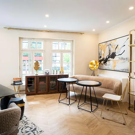 Ξενοδοχείο Arthotel Ana Fleur